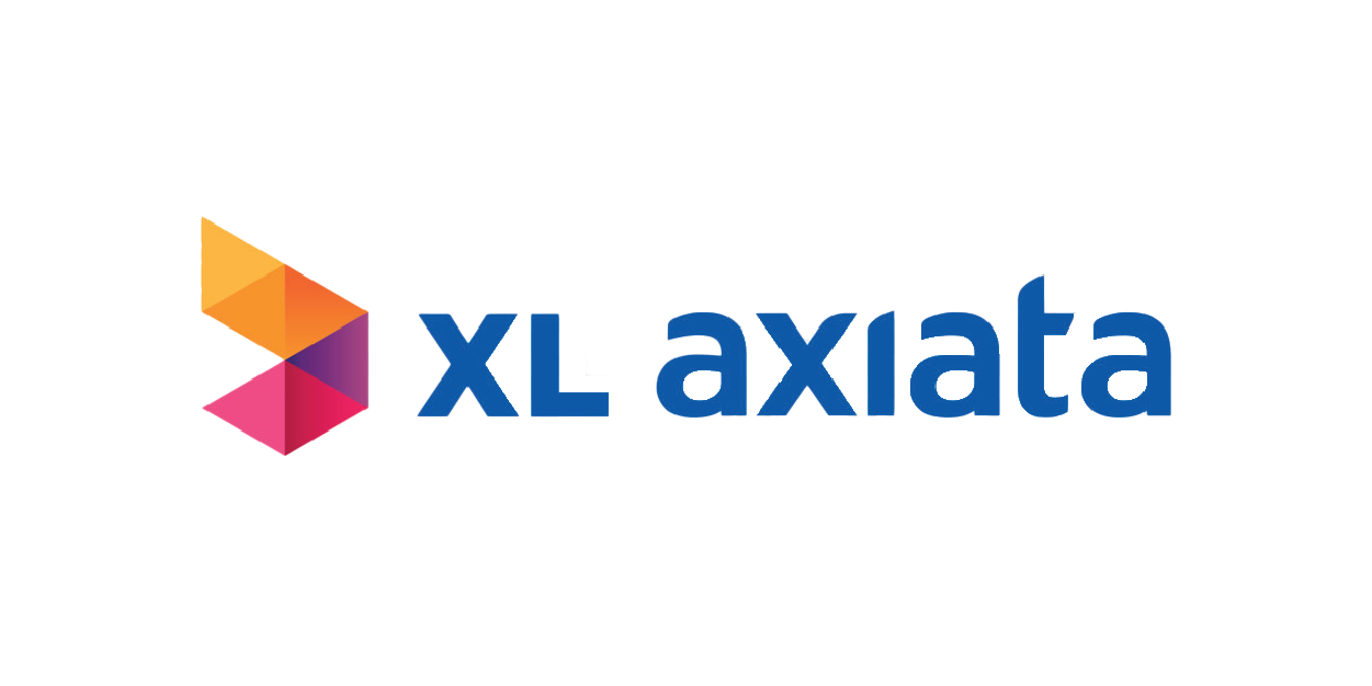 XL Axiata Logo-White